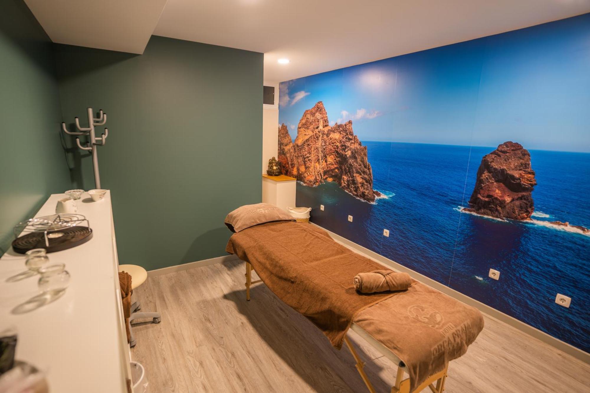 Orca 4* Funchal (Madeira)