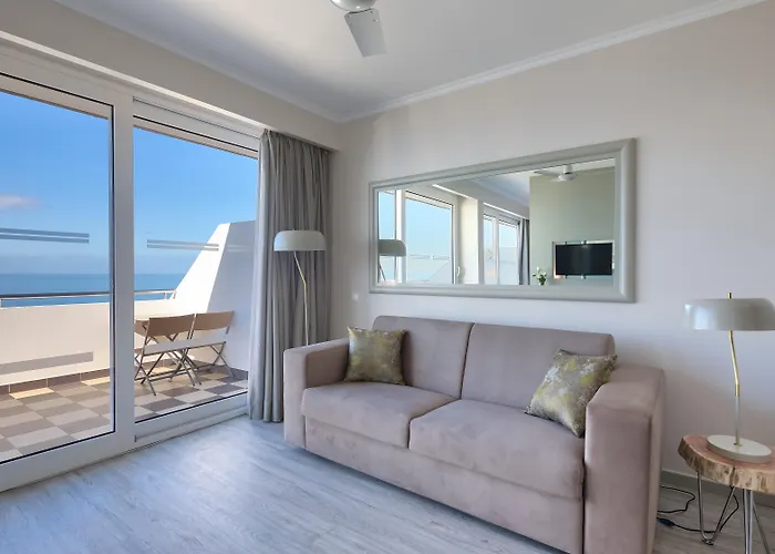 Hotel Orca Praia